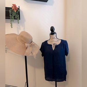 NWOT Blue Tunic Capped Sleeves Size Large